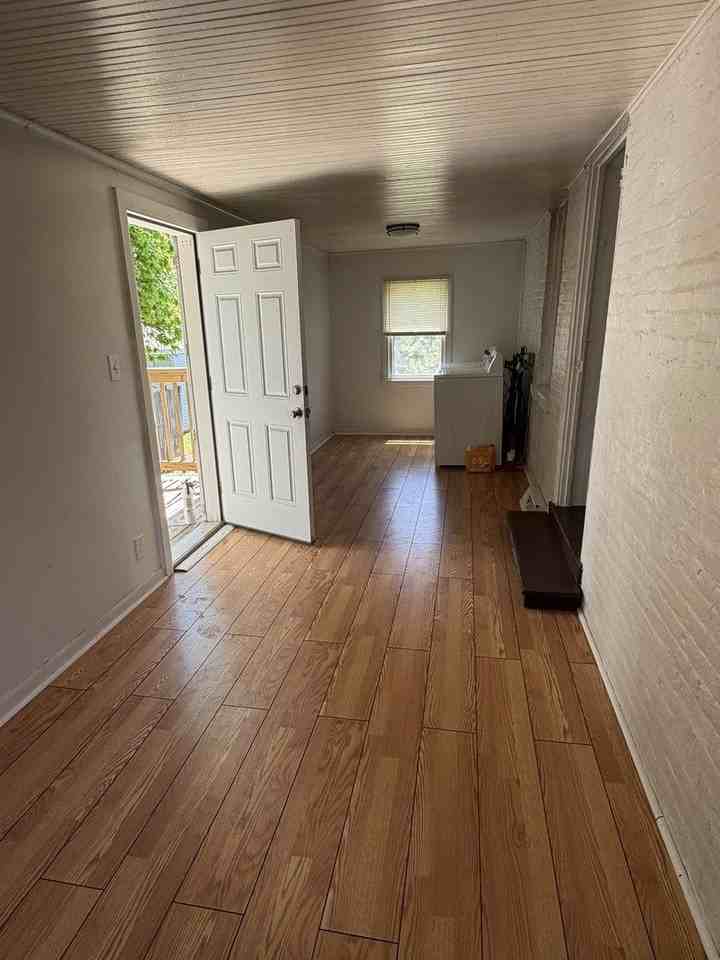 315 Pierce St - Photo 5 of 22