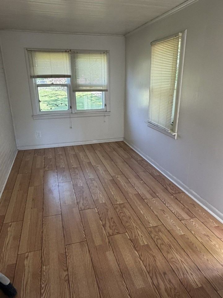 315 Pierce St - Photo 6 of 22