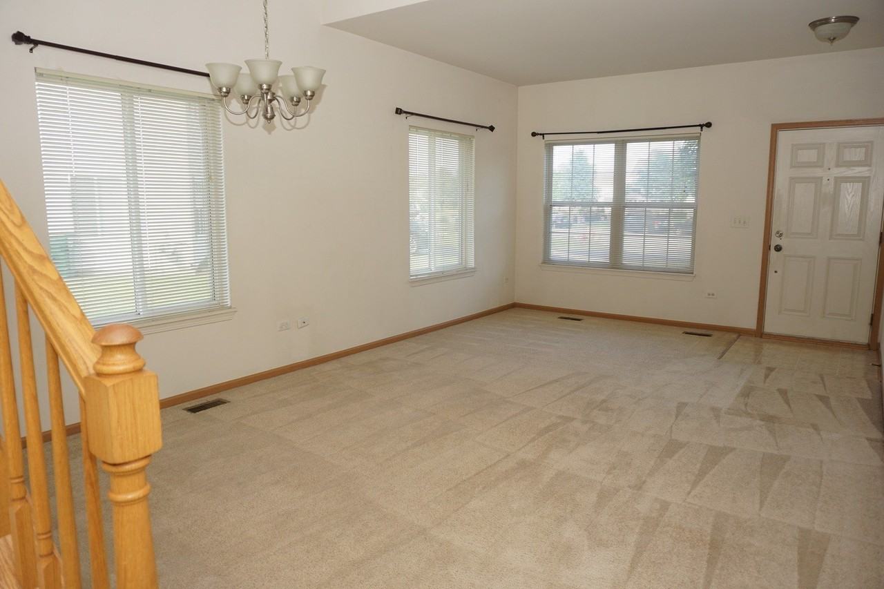 407 Waubonsee Dr - Photo 7 of 34