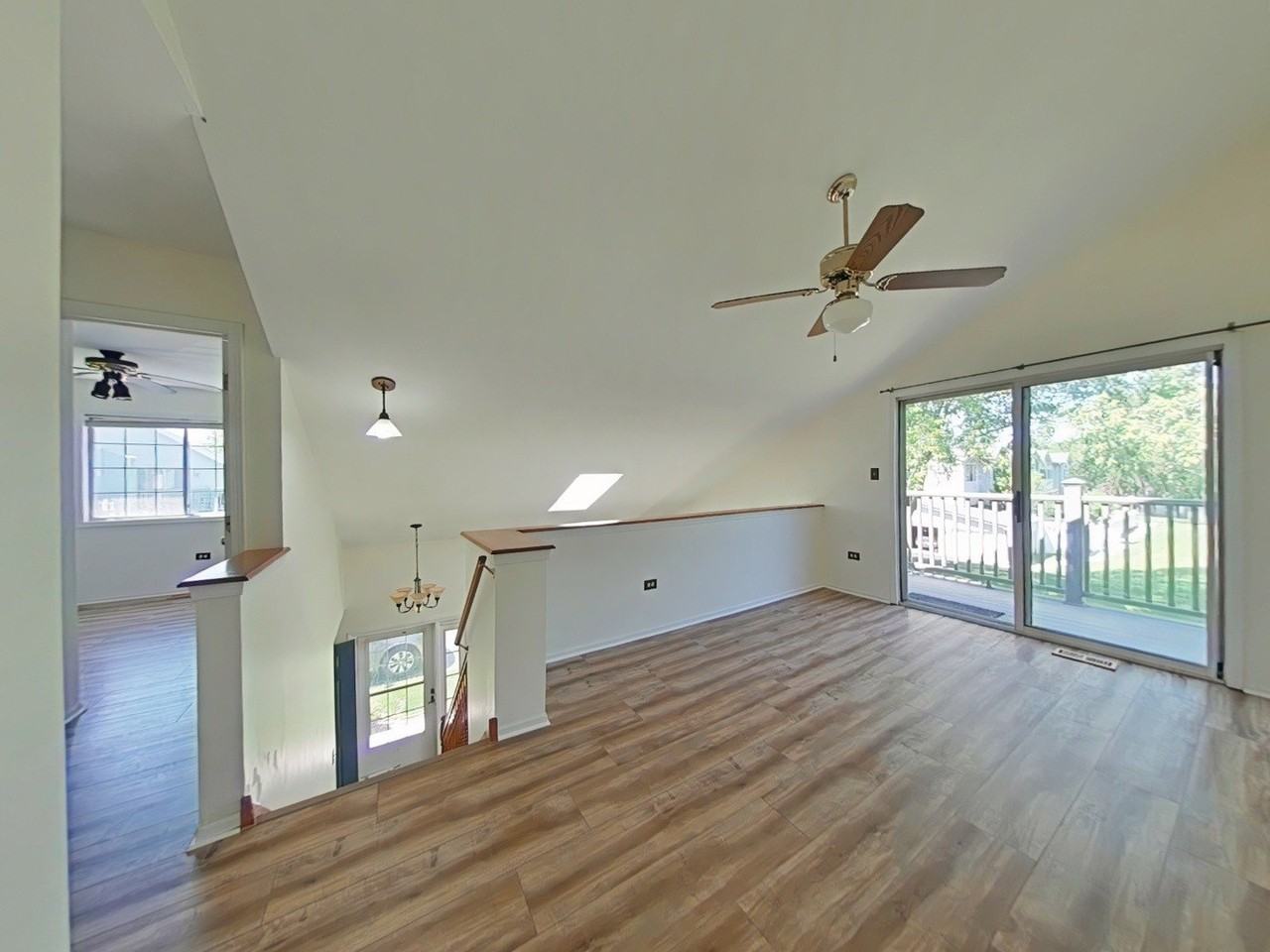 3524 Willowview Ct - Photo 6 of 11