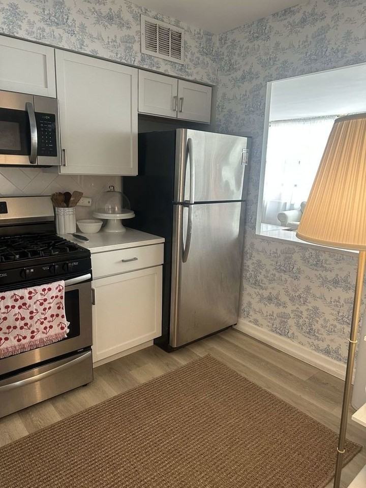 1000 N Lake Shore Dr #2301 - Photo 3 of 13