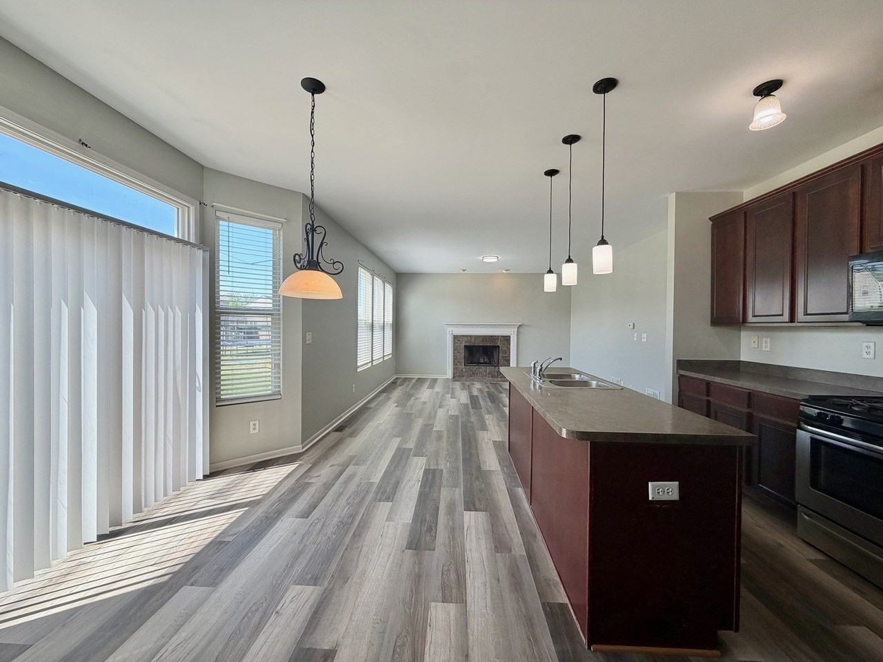 367 Bertram Dr - Photo 7 of 25