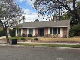featured image of 2159 Edinboro Ave