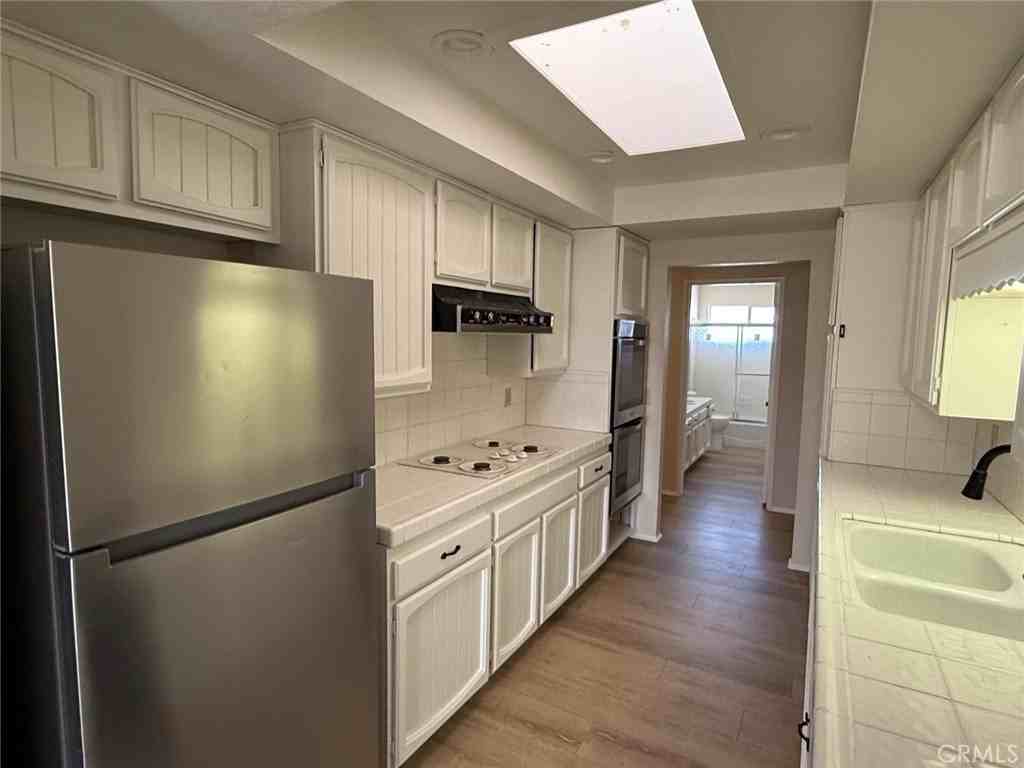 18053 Orange St - Photo 5 of 21