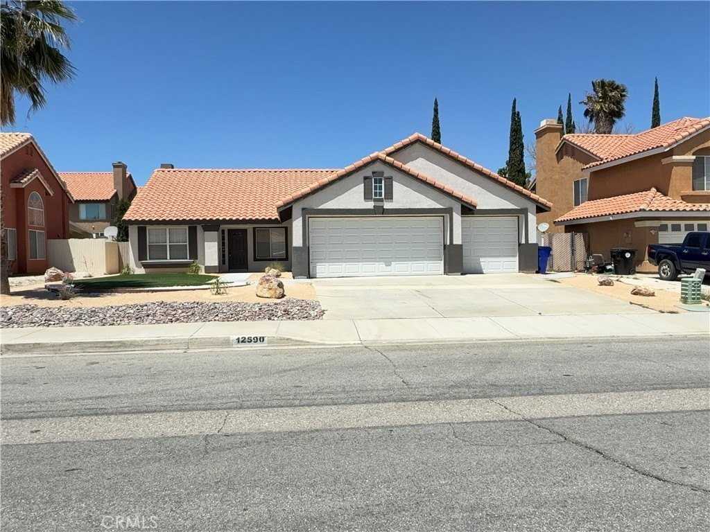 12590 Cobalt Rd - Photo 2 of 36