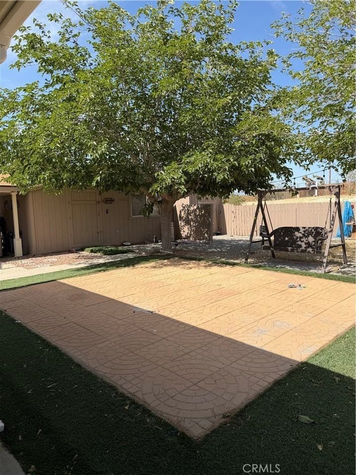 18602 Cocqui Rd - Photo 2 of 16