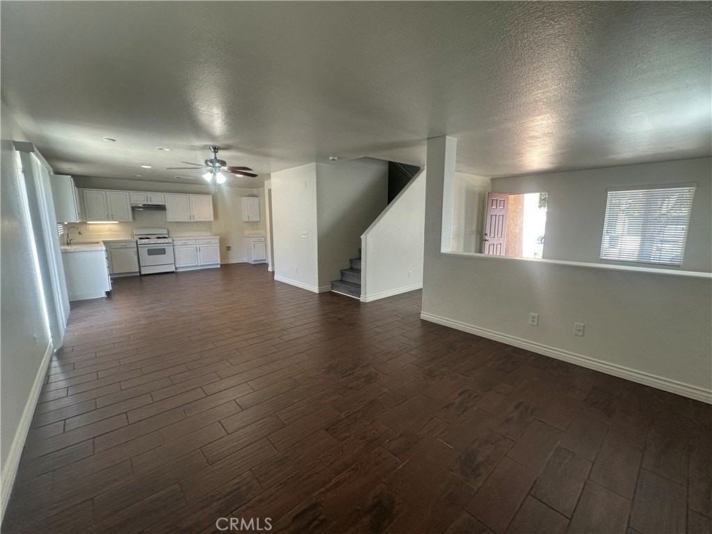 14073 Mare Ln - Photo 2 of 16
