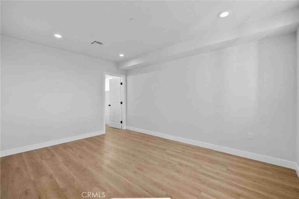 3223 Lanfranco St - Photo 6 of 23