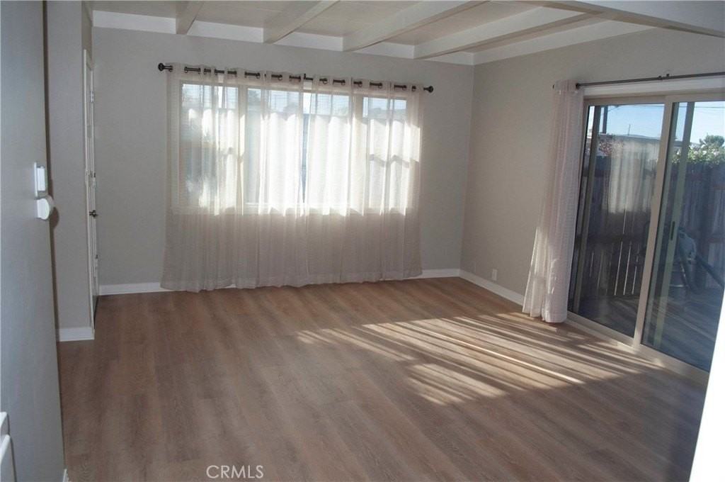 1344 Opal Ave - Photo 2 of 13