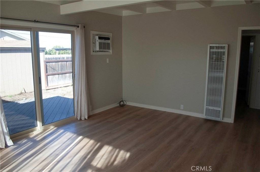 1344 Opal Ave - Photo 3 of 13