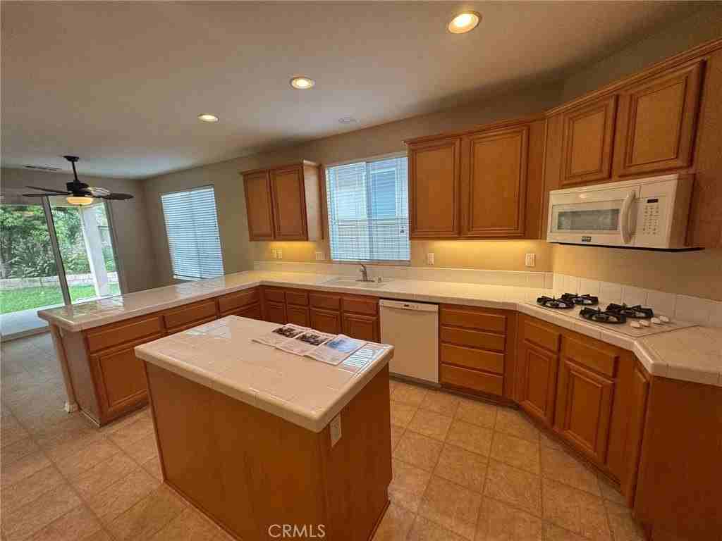28346 Panorama Hills Dr - Photo 6 of 26