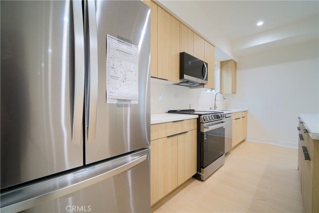 257 S Avenue 54 #1-4 - Photo 7 of 19