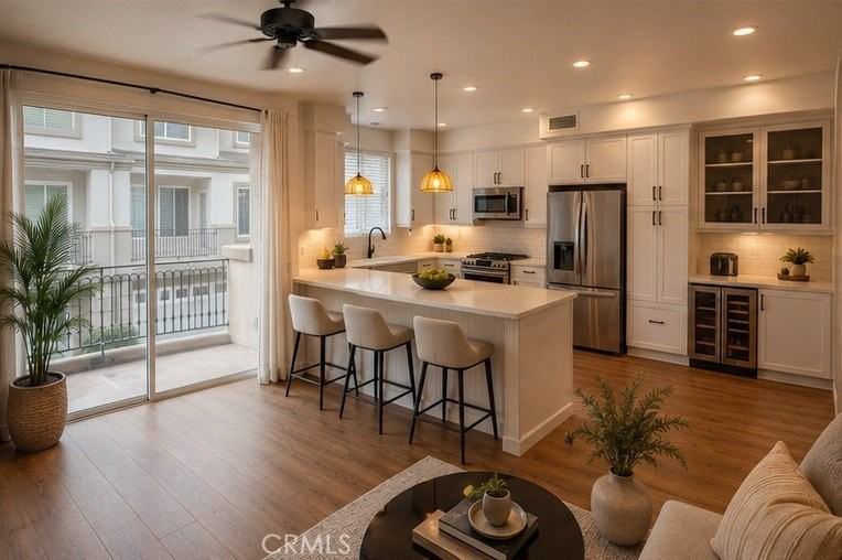 6237 Surfcove Cir
