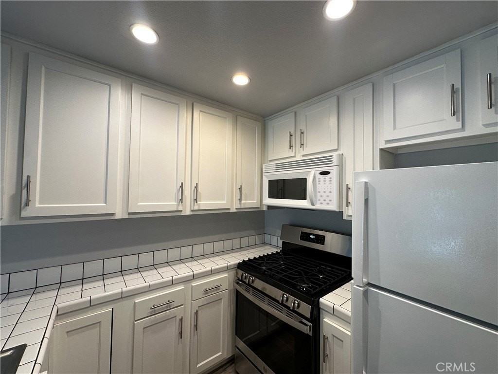 17072 Pacific Coast Hwy #93 - Photo 6 of 18