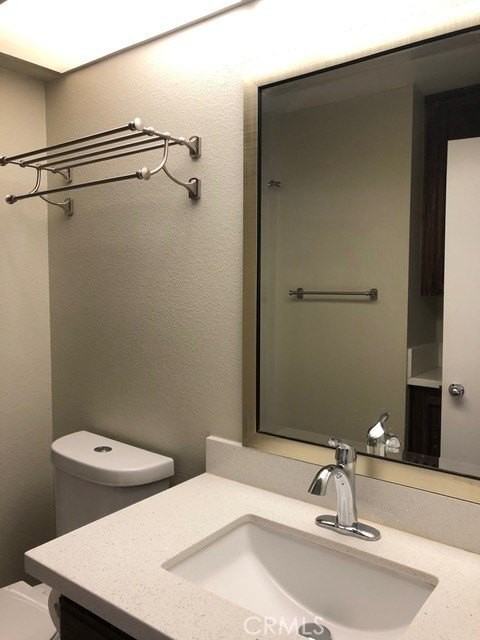 21897 Southgate #309 - Photo 3 of 7