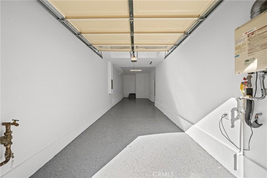 312 N Fenimore Ave - Photo 4 of 29