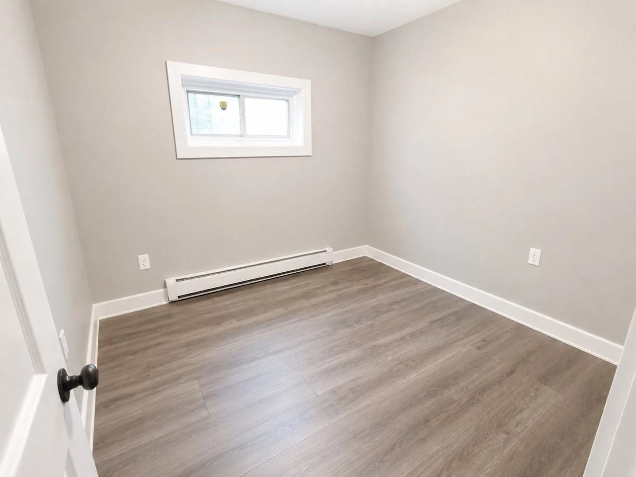 808 Clinton Ave #GA - Photo 5 of 8