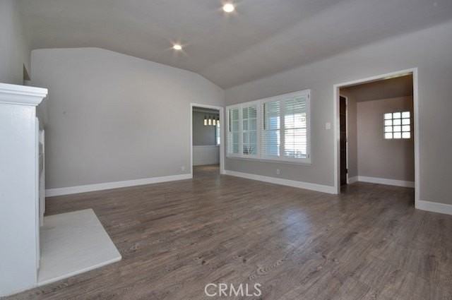 4423 Ethel Ave - Photo 7 of 25