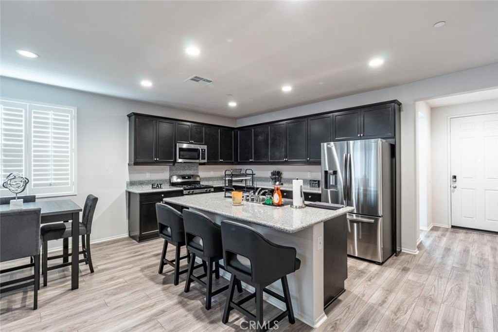 44116 51st St W - Photo 4 of 36