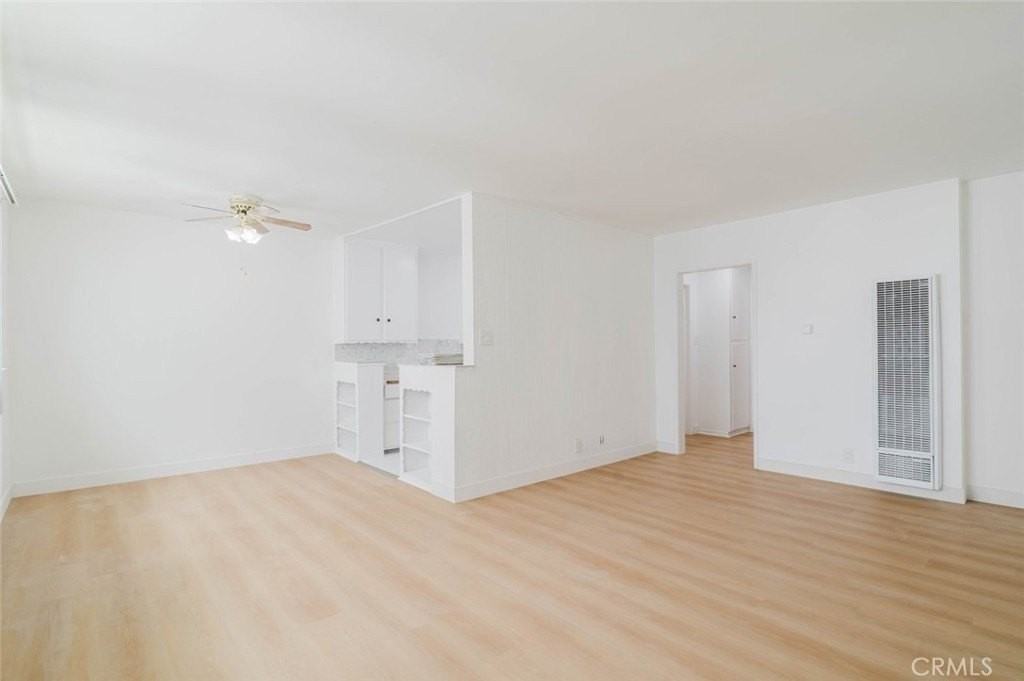 1217 N Kingsley Dr #4 - Photo 5 of 21
