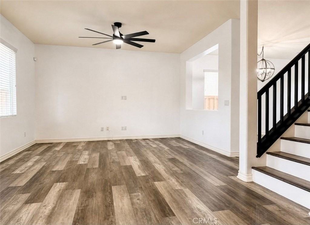 36264 Capri Dr - Photo 3 of 22