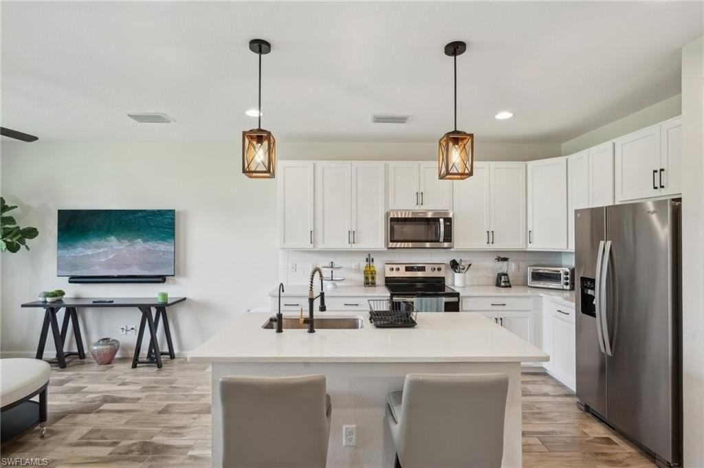 26391 Bonita Fairways Blvd - Photo 4 of 24