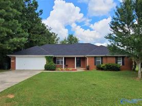 144 Oakcrest Rd - Photo 1 of 1