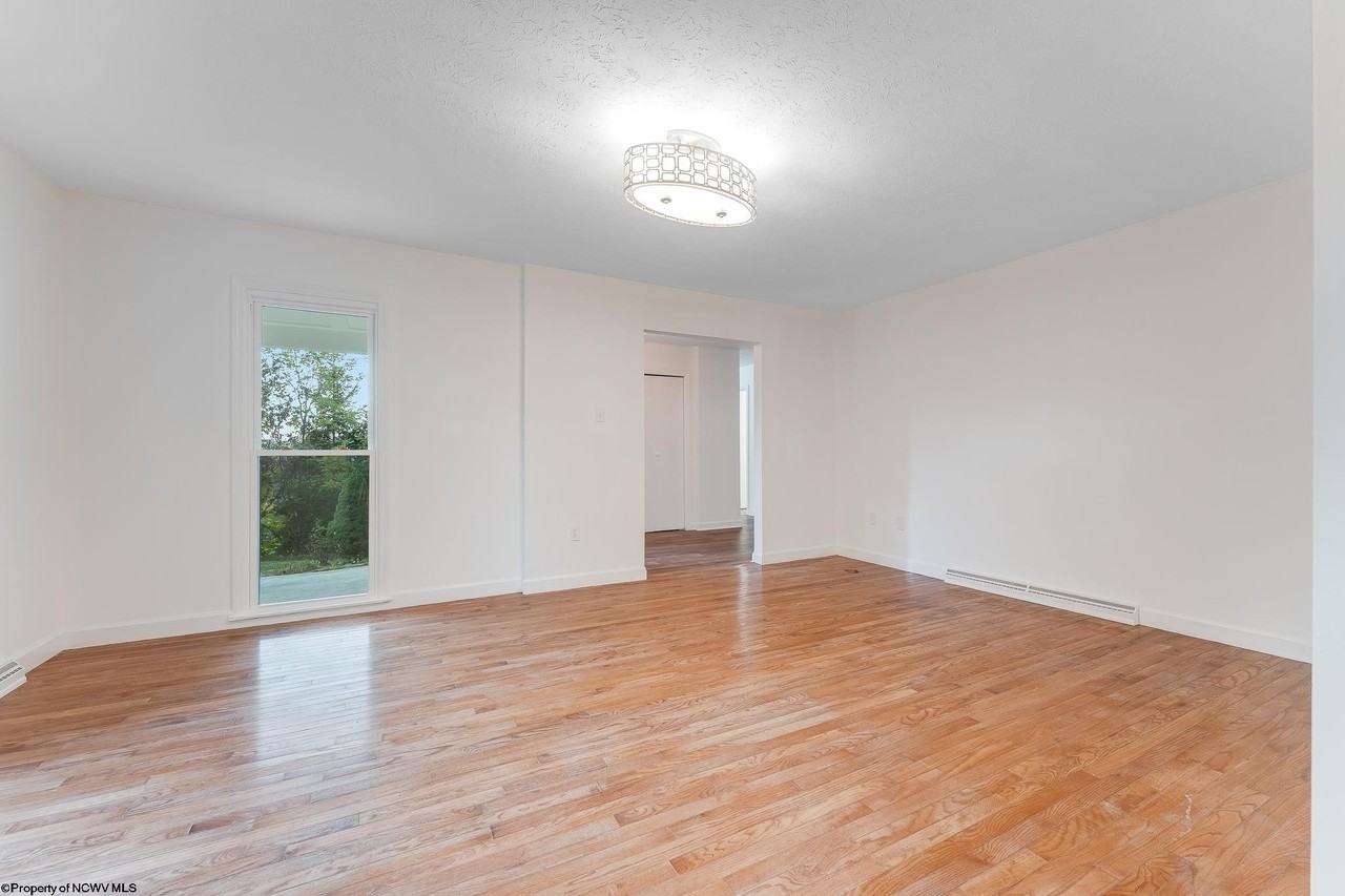801 Cottonwood St - Photo 5 of 21