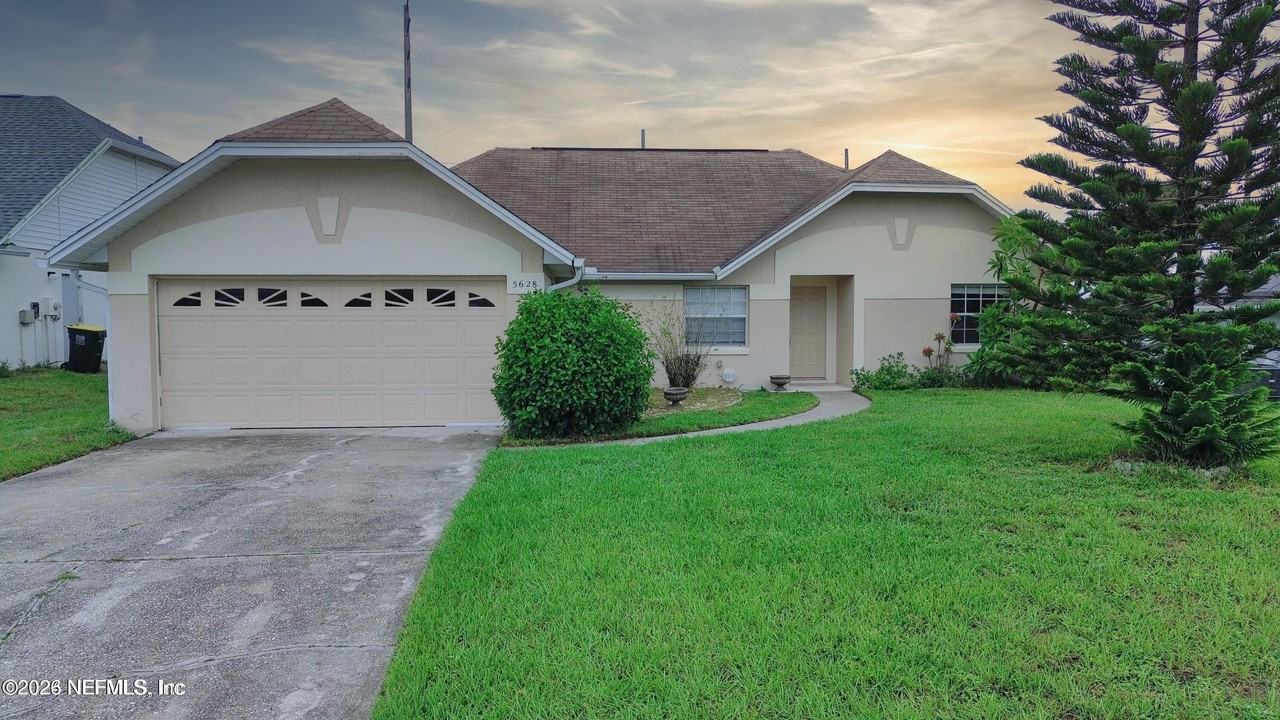 5628 Loma Vista Dr W - Photo 2 of 34