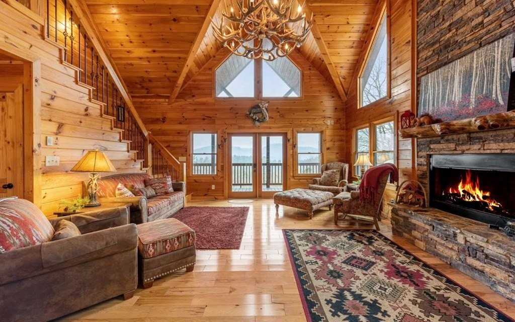 13 Camden Way - Photo 4 of 50