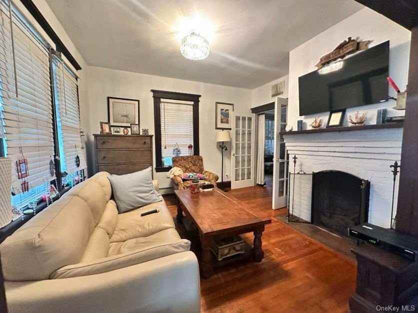 32 Herbert Ave - Photo 3 of 10