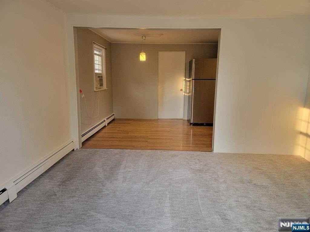 295 Lincoln Ave - Photo 5 of 17