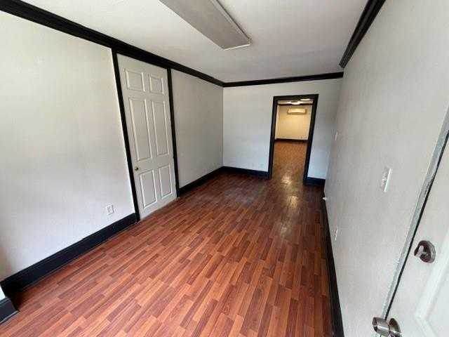 110 Athania Pkwy #B - Photo 5 of 13
