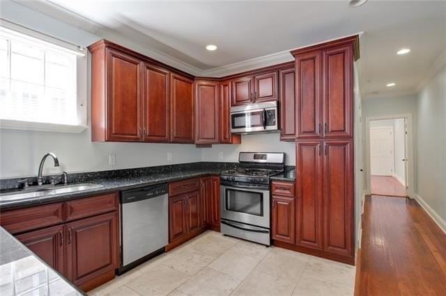 2312 Calhoun St #A - Photo 6 of 14