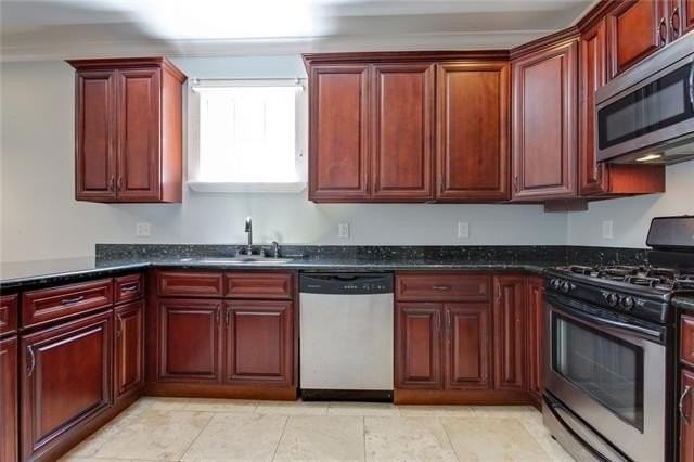 2312 Calhoun St #A - Photo 7 of 14