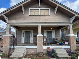 featured image of 1319 France St
