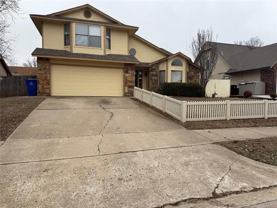 2614 S Gardenia Ave - Photo 1 of 1