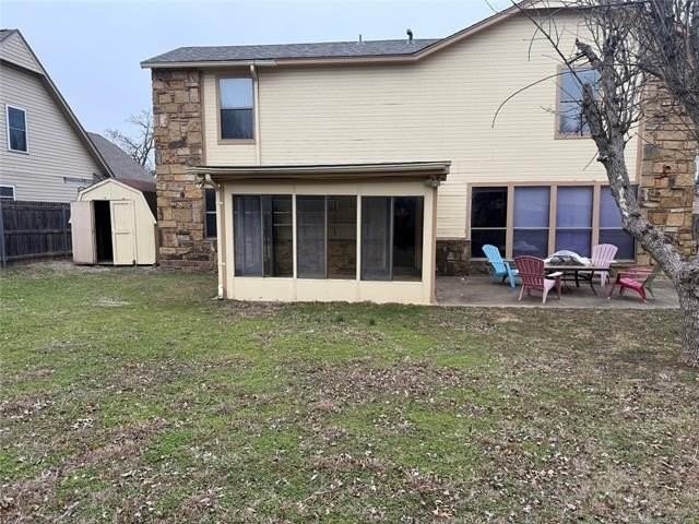 2614 S Gardenia Ave - Photo 4 of 31