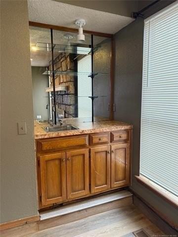 2614 S Gardenia Ave - Photo 6 of 31