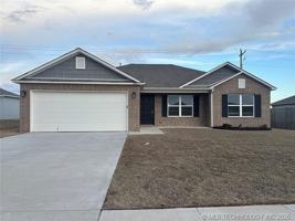 featured image of 10813 N 101st Court E