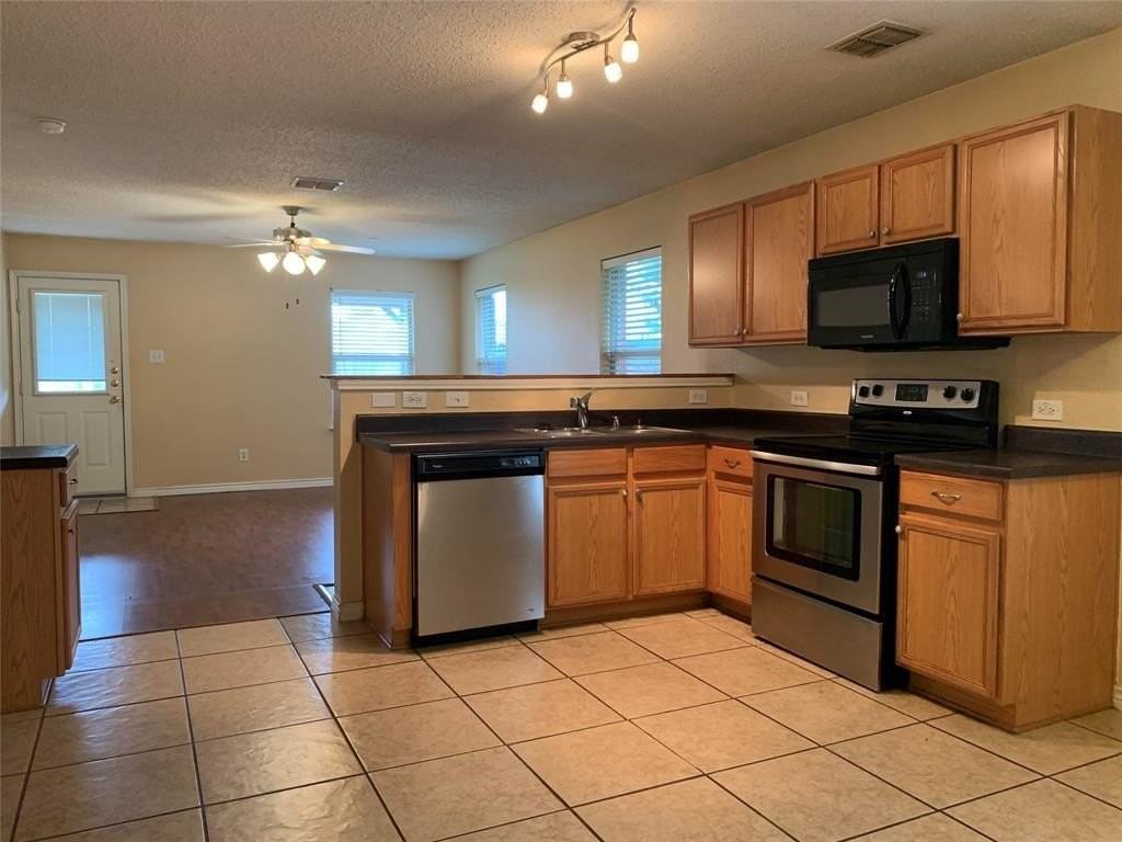 4854 Waterford Dr - Photo 7 of 22