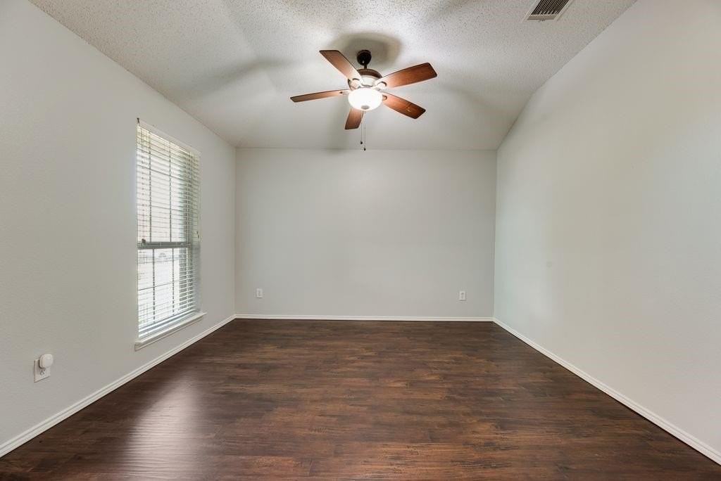9139 Grand Canal Dr - Photo 7 of 30