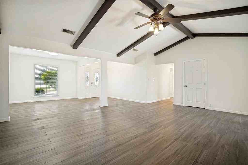 6355 Starnes Rd - Photo 5 of 25