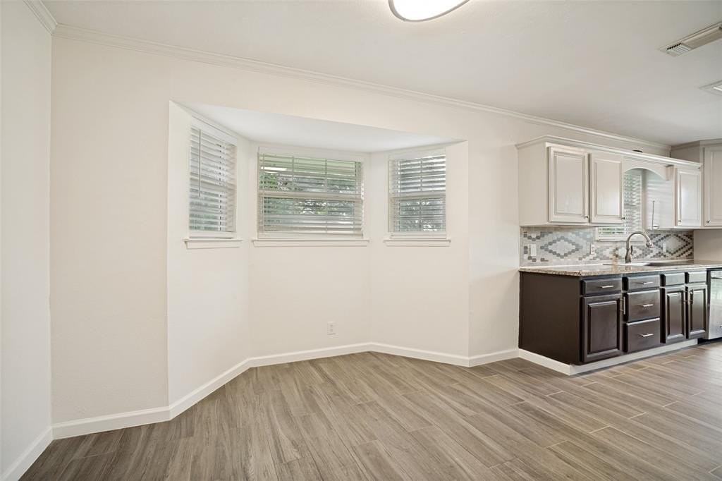 6355 Starnes Rd - Photo 6 of 25