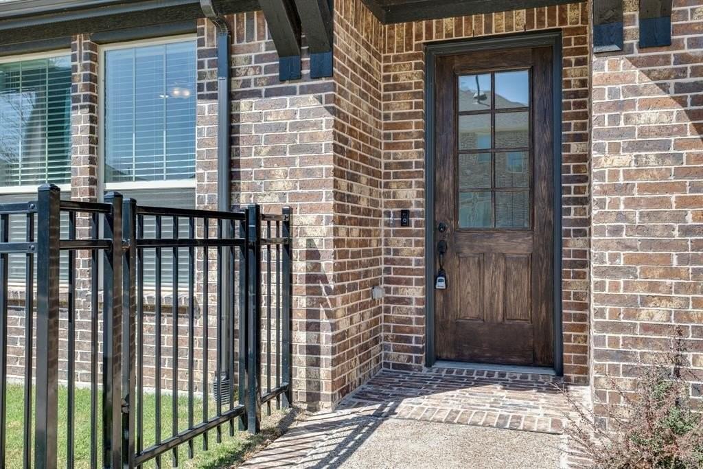 4801 Midnight Violet Way - Photo 4 of 27