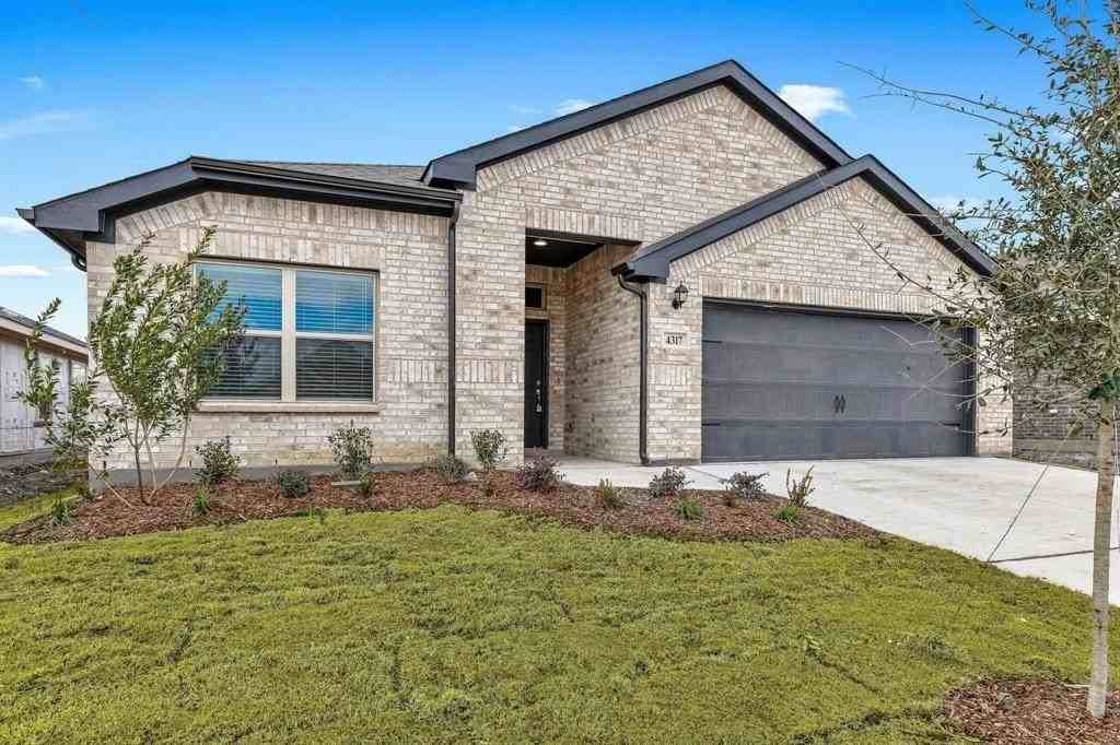 4317 Cordata Dr - Photo 2 of 25
