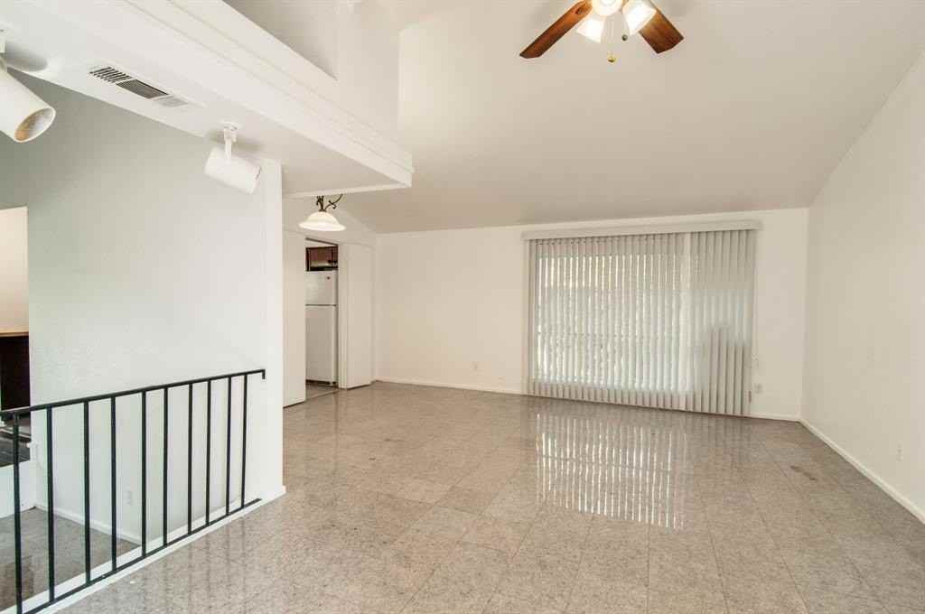 9023 Pinewood Dr - Photo 2 of 26