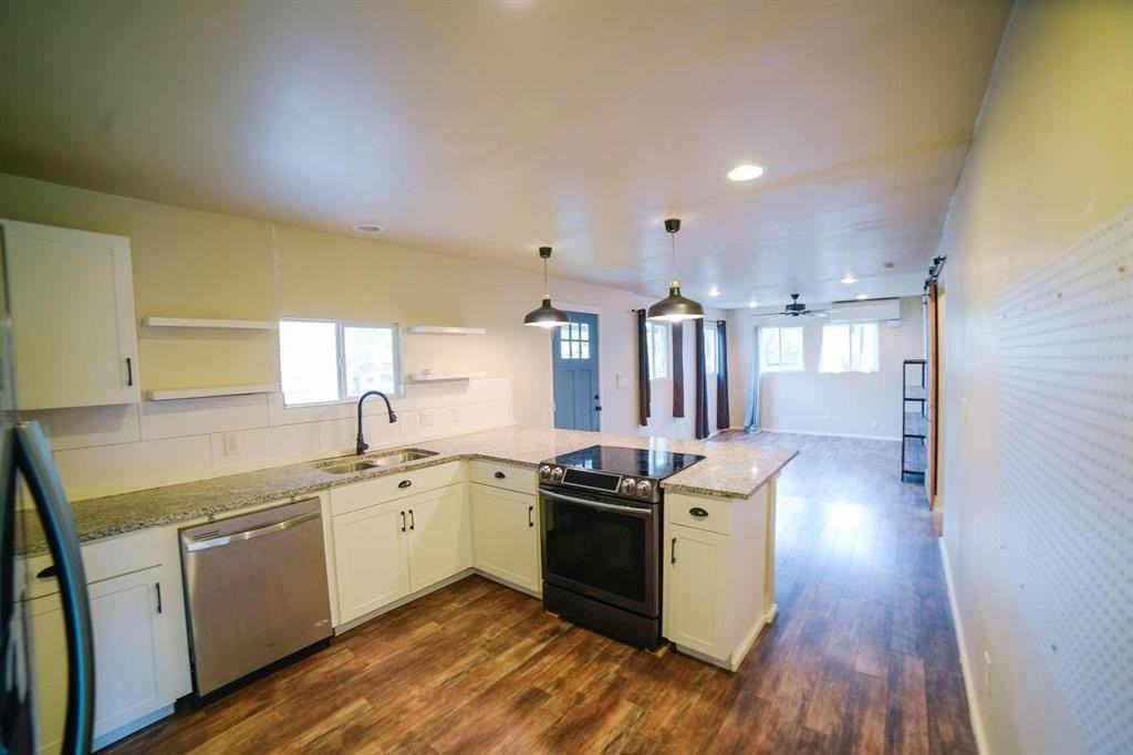 118 Park Dr - Photo 6 of 33