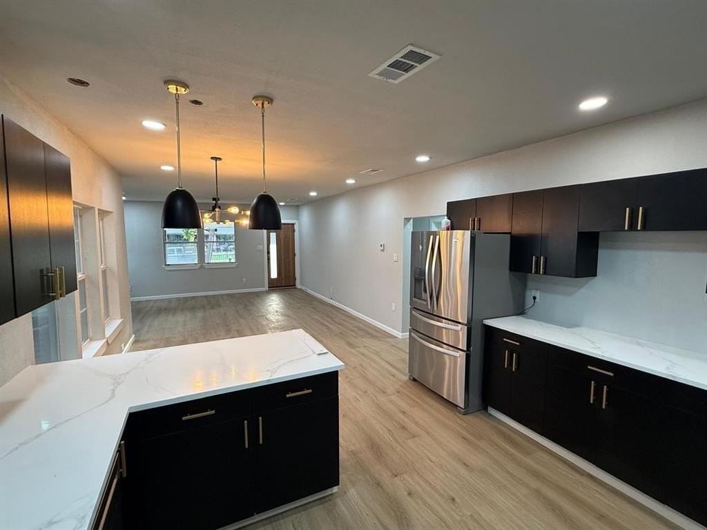 758 Bethpage Ave - Photo 7 of 20