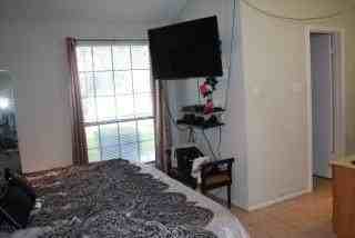 112 E Denton Dr - Photo 5 of 8